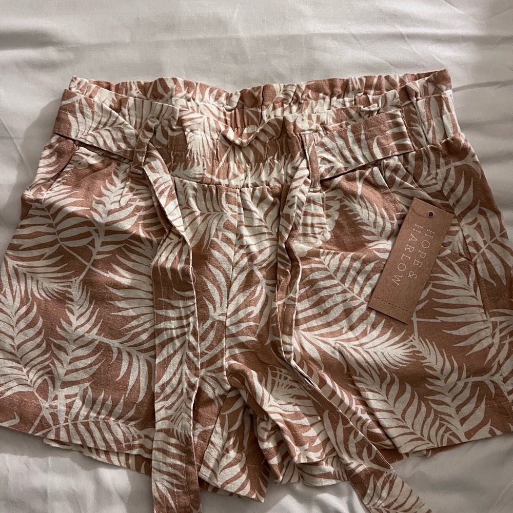 Hope & Harlow Size S Linen Blend shorts with Belt Tie Attached Boho